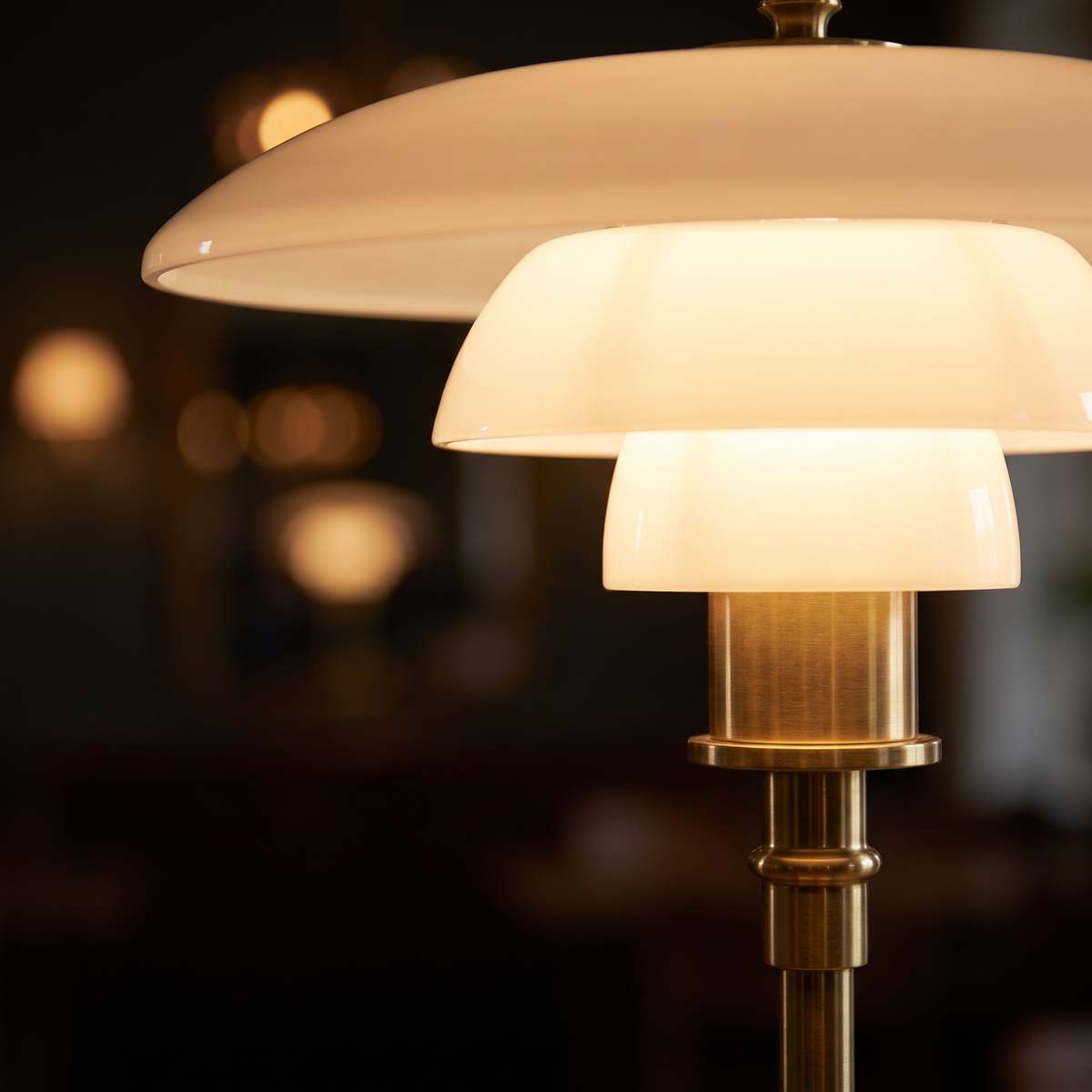 Scandinavian Layered Glass Table Lamp close-up of the layered glass shades